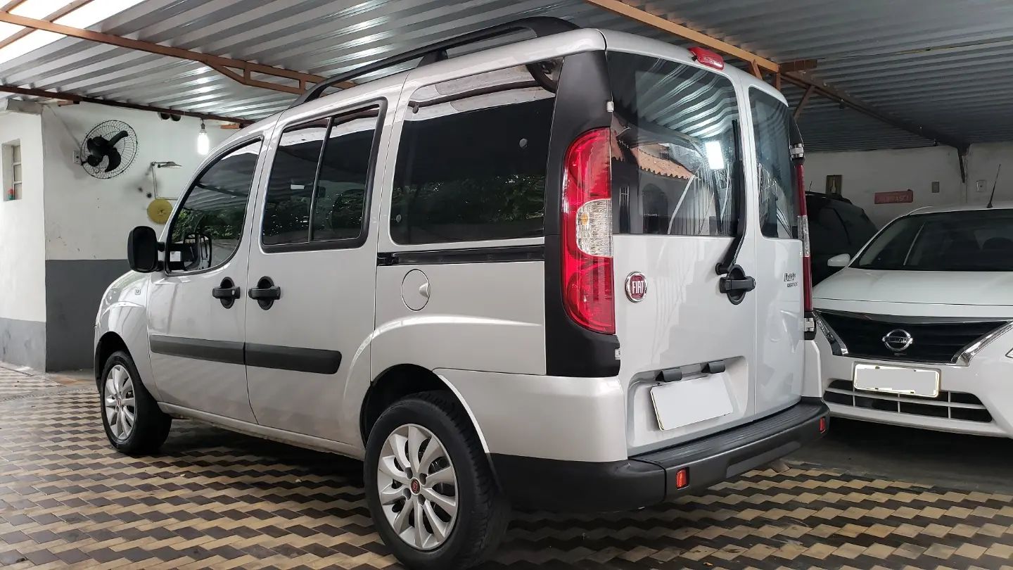 FIAT DOBLO ESSENCE 1.8 FLEX MANUAL COMPLETA –  2018