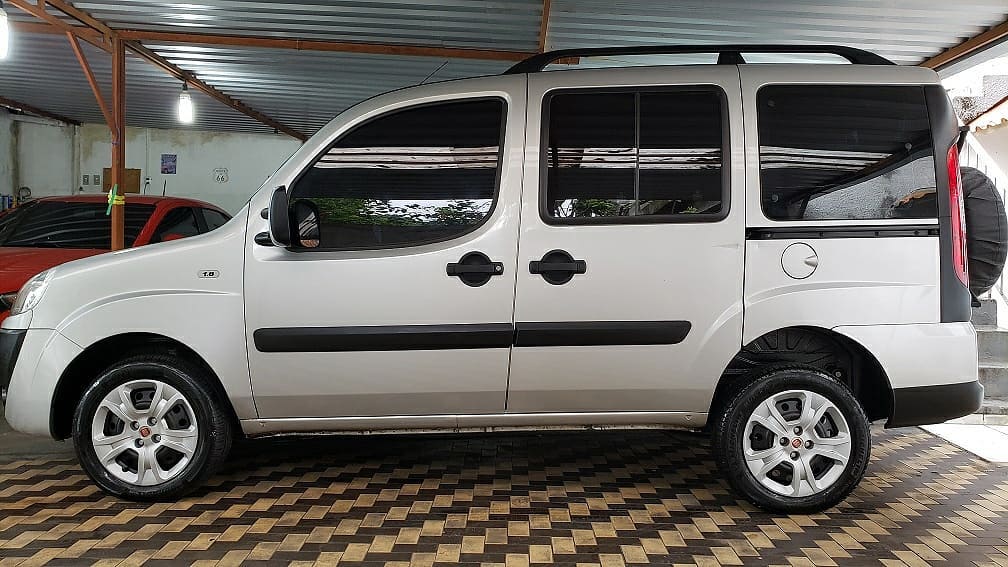 FIAT DOBLO ESSENCE 1.8 FLEX  MANUAL – 2018