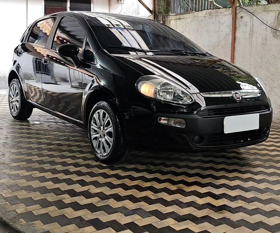 FIAT PUNTO ATTRACTIVE 1.4 EVO FIRE 8V FLEX 4P MANUAL – 2013