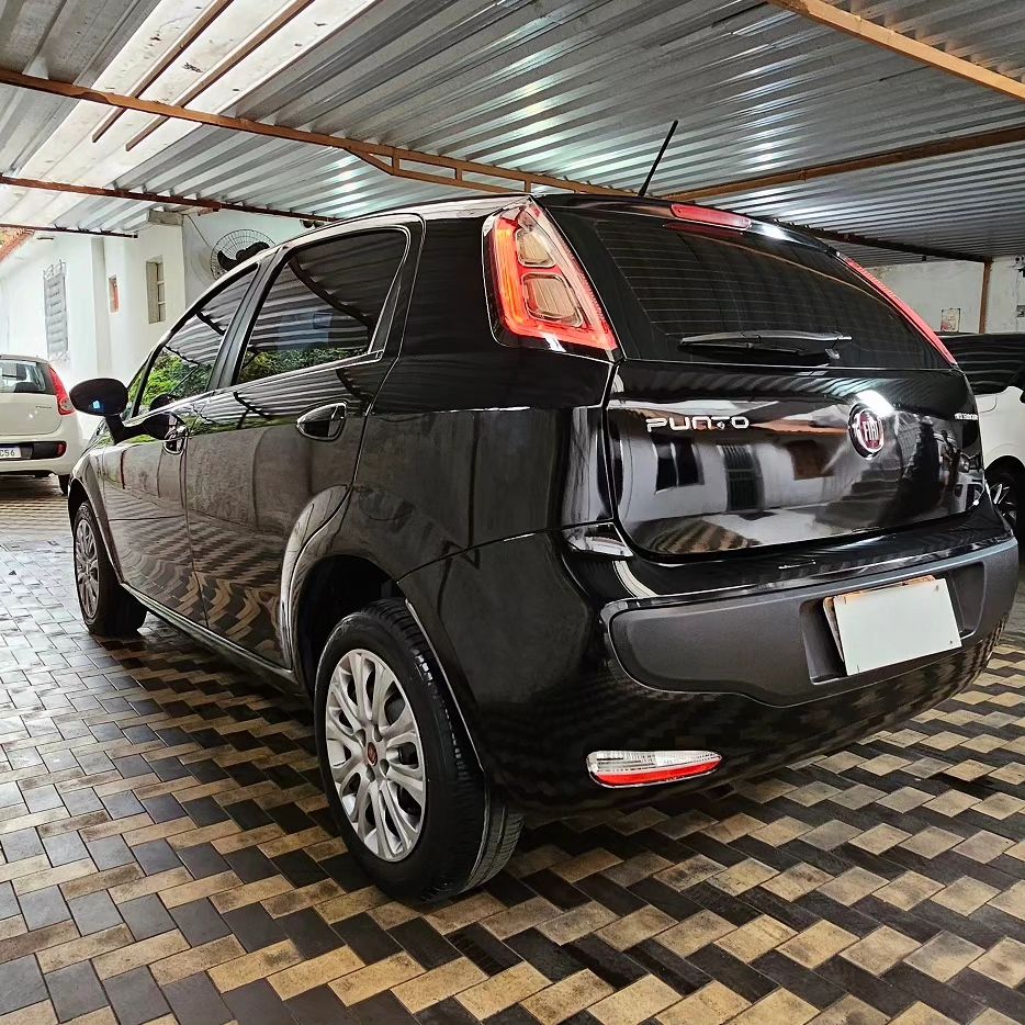 FIAT PUNTO ATTRACTIVE 1.4 EVO FIRE 8V FLEX 4P MANUAL – 2013