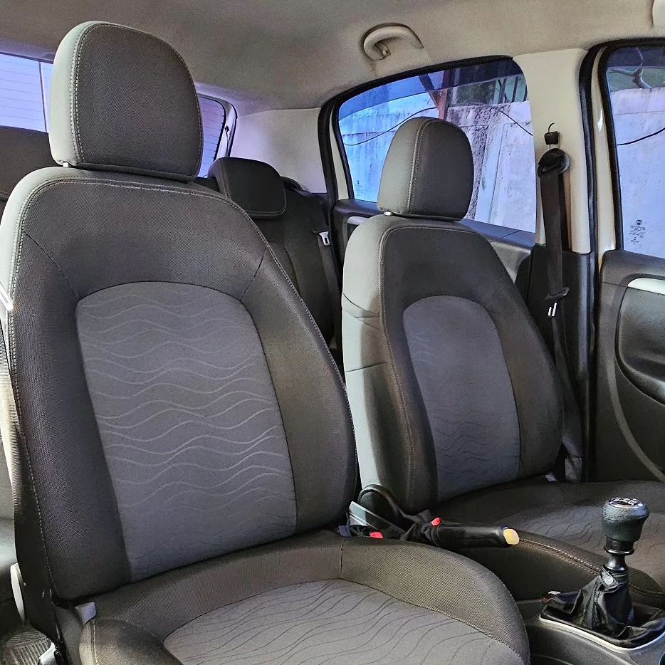 FIAT PUNTO ITALIA ATTRACTIVE 1.4 EVO FIRE 8V FLEX 4P MANUAL – 2016